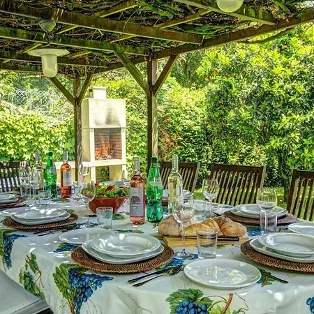 Sleeps 8 Pool Air Con Wifi * Gondomar