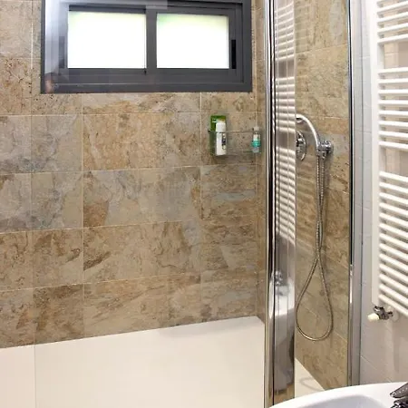 Sleeps 8 Pool Air Con Wifi * Gondomar