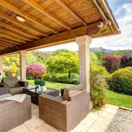 Villa Sleeps 8 Pool Air Con Wifi Gondomar