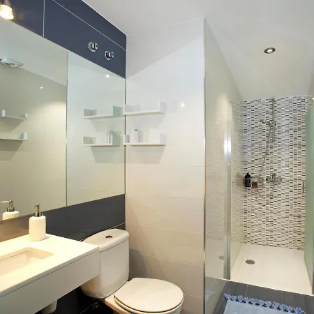 Sleeps 8 Pool Air Con Wifi Gondomar