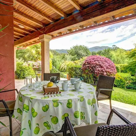 Sleeps 8 Pool Air Con Wifi Villa Gondomar