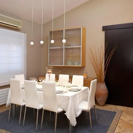 Sleeps 8 Pool Air Con Wifi Villa Gondomar
